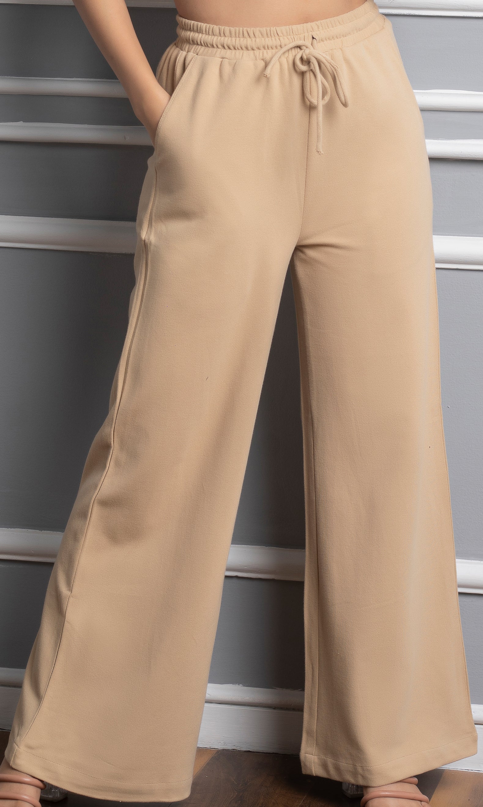 Brunchin in Beige - Wide Leg Pant